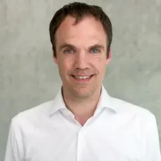 Prof. Dr. Steffen Müller, Co-Leitung Institut für Marketing Management (Porträt)