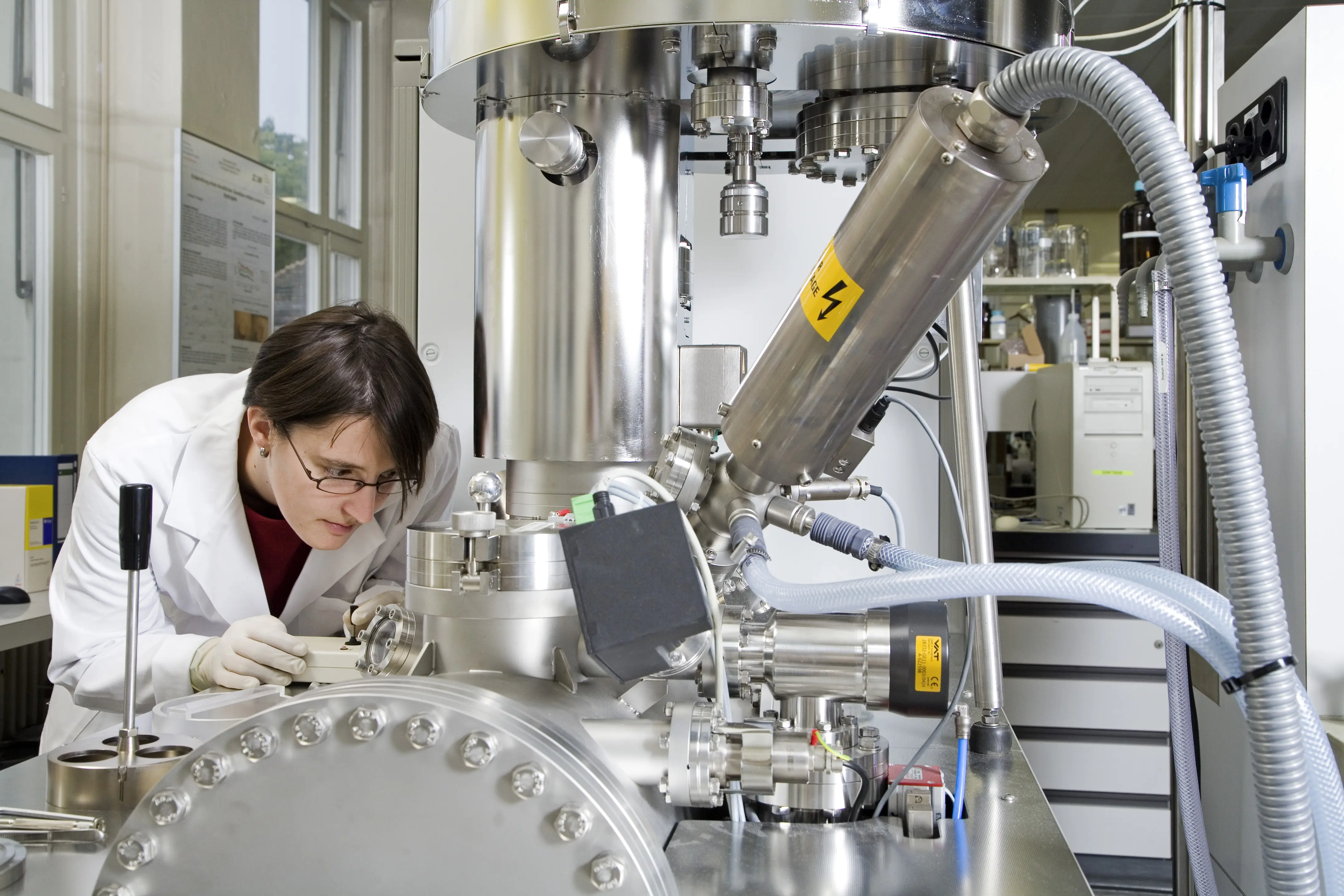 x-ray photoelectron spectroscopy (XPS)