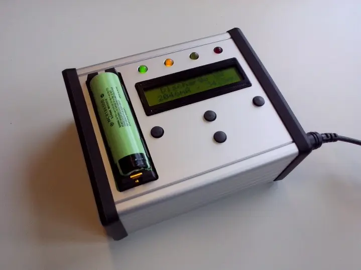 Abbildung Li-Ionen-Batterietester