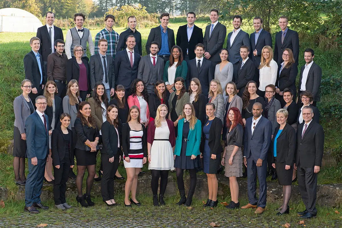 50 Bachelor in Facility Management erhalten ihr Diplom