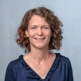 Dr. Karin Diez