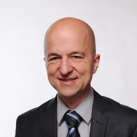 Dr. Sven Zimmerlin